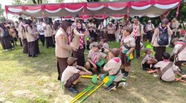 Ratusan Pramuka Siaga se-Kwartir Cabang Rembang mengikuti kegiatan Pesta Siaga yang digelar di Bumi Perkemahan (Buper) Karangsari Park, Desa Sudo, Kecamatan Sulang, Kabupaten Rembang, Kamis (23/4/2026).