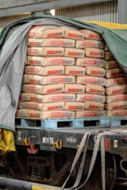 Laba Kuartal I Melonjak 111%, Solusi Bangun Indonesia Jaga Momentum Pertumbuhan di Tengah Pemulihan Industri Semen Domestik