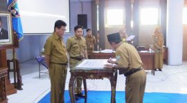 Penandatanganan penguatan pelaksanaan SPMB online, digelar di Aula Lantai 4 Kantor Bupati Rembang, Senin (4/5/2026).