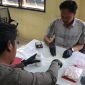 Satresnarkoba Polres Wonosobo menyita 2.476 butir pil warna putih berlogo Y dari seorang pria berinisial AAS (24), di Desa Wonolelo, Kecamatan Wonosobo Selasa, 14 April 2026.