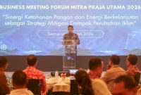 Sekretaris Daerah Provinsi Jawa Tengah, Sumarno membuka acara Business Meeting Forum Mitra Praja Utama 2026, di Hotel Tentrem Kota Semarang, Senin (11/5/2026).