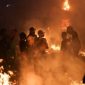 Pelaksanaan Tradisi Perang Obor di Desa Tegalsambi, Kecamatan Tahunan, Kabupaten Jepara, pada Senin (25/5/2026) malam.