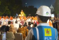 Petugas PT PLN (Persero) Unit Induk Distribusi (UID) Jawa Tengah siaga penuh di Puncak Perayaan Waisak 2026 di Candi Borobudur.