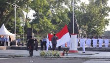 Upacara Peringatan Hari Lahir Pancasila Tahun 2026 berlangsung di 
Alun-Alun Wonosobo, Senin (1/6/2026).
