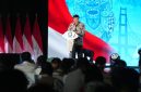 Menko Polkam RI, Jenderal TNI (Purn.) Djamari Chaniago memberikan sambutan di acara  Malam Apresiasi Anugerah Pemerintah Daerah Berprestasi Tahun 2026 Regional Jawa-Bali yang digelar di Yogyakarta, Jumat (5/6/2026).

