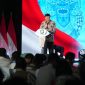 Menko Polkam RI, Jenderal TNI (Purn.) Djamari Chaniago memberikan sambutan di acara  Malam Apresiasi Anugerah Pemerintah Daerah Berprestasi Tahun 2026 Regional Jawa-Bali yang digelar di Yogyakarta, Jumat (5/6/2026).
