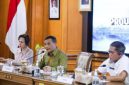 Gubernur Jawa Tengah, Ahmad Luthfi 
saat Rapat Koordinasi Tindak Lanjut Pembenahan Tata Kelola Pertambangan MBLB bersama tim Kedeputian Bidang Koordinasi dan Supervisi (Korsup) KPK, di Kantor Gubernur Jateng, Jumat (12/6/2026).