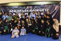 Tim seni beladiri Hapkido Kabupaten Rembang usai menerima medali Kejurda Liga Pelajar tingkat Jawa Tengah, di Universitas Semarang (USM), Minggu (15/6/2026).