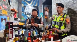 Miras oplosan hasil operasi Sat Samapta Polres Demak di Wonosalam.