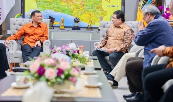 Gubernur Jawa Tengah, Ahmad Luthfi menerima kunjungan Ketua Bidang Ketenagakerjaan Apindo Pusat, Bob Azam dan rombongan, Kamis (18/6/2026).
