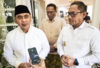 Wakil Gubernur Jawa Tengah, Taj Yasin Maimoen, dan Wakil Gubernur Kalimantan Timur, Seno Aji, diwawancarai awak media di Rumah Dinas Wakil Gubernur Jateng, Jumat (19/6/2026).