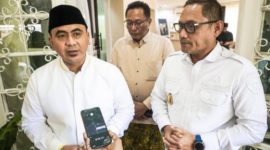 Wakil Gubernur Jawa Tengah, Taj Yasin Maimoen, dan Wakil Gubernur Kalimantan Timur, Seno Aji, diwawancarai awak media di Rumah Dinas Wakil Gubernur Jateng, Jumat (19/6/2026).