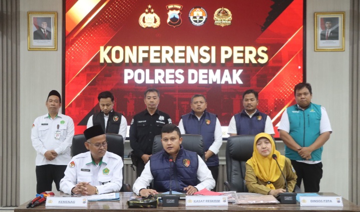Gelar perkara kasus dugaan Kekerasan Seksual di Al Anfas, berlangsung di Aula Wicaksana Laghawa Polres Demak, Senin (22/6/2026).
