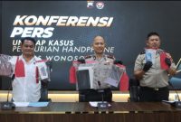 Kapolres Wonosobo AKBP M. Kasim Akbar Bantilan (tengah), dalam konferensi pers di Mapolres Wonosobo, Senin (29/6/2026).