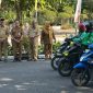 Puluhan pengemudi ojek online mitra BAZNAS siap mendistribusikan bantuan BASNAS ke sekolah-sekolah di Wonosobo pada hari pertama masuk sekolah, Senin (13/7/2026).