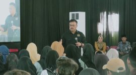 Anggota Komisi IX DPR RI, Edy Wuryanto, diacara sosialisasi Germas di Kantor Balai Desa Pamotan, Kecamatan Pamotan, Kab. Rembang, Senin (13/7/2026).
