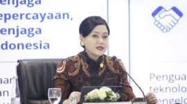 Ketua Dewan Komisioner OJK, Friderica Widyasari Dewi, memberikan sambutan di acara OJK Banking Forum 2026 di Kantor OJK Pusat, Selasa (14/7/2026).