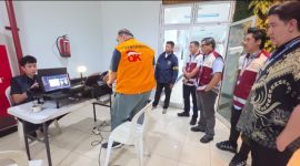 Tersangka HS selaku Pemegang Saham Pengendali PT Asuransi Jiwa Prolife Indonesia diserahkan di Lembaga Pemasyarakatan Khusus  Kelas IIA Gunung Sindur, Bogor, Rabu (15/7/2026).
