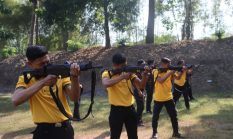 Tingkatkan Profesionalisme, Polres Demak Gelar Latihan Menembak