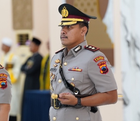 AKBP Ricky Pripurna Atmaja, Kapolres Wonosobo yang baru, menggantikan AKBP Mohammad Kasim Akbar Bantilan.