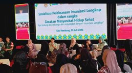 Sosialisasi Pelaksanaan Imunisasi Lengkap dalam rangka gerakan masyarakat hidup sehat, oleh Kemenkes di Gedung KUD Mina, Kecamatan Kragan, Kabupaten Rembang, Kamis (30/7/2026). 