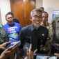 Sekretaris Daerah (Sekda) Jawa Tengah, Sumarno diwawancarai awak media terkait penunjukkan Nurkholes sebagai Plt Bupati Pemalang.