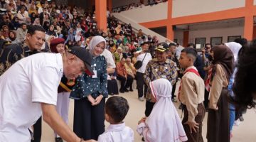 Wakil Menteri Sosial RI, Agus Jabo Priyono, menghadiri pembukaan Masa Pengenalan Lingkungan Sekolah (MPLS) Sekolah Rakyat Kabupaten Wonosobo, Jawa Tengah, Jumat (31/7/2026).