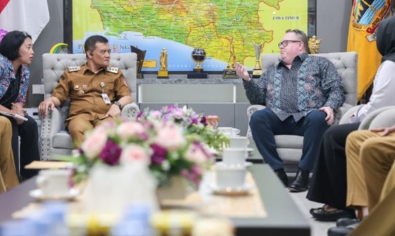 Chairman PBT, Stephen Wilmot
melakukan audiensi dengan Gubernur Jawa Tengah, Ahmad Luthfi, di kantor gubernur, Senin (3/8/2026).
