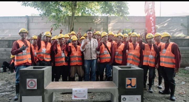 Sebanyak 96 Tukang mengikuti Pelatihan dan Sertifikasi Jago Bangunan di Polines.
