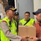 Polres Wonosobo menyalurkan bantuan sosial kepada warga terdampak kebakaran di Dusun Krajan, Desa Tieng, Kecamatan Kejajar, Kabupaten Wonosobo, Sabtu (12/9/2026).