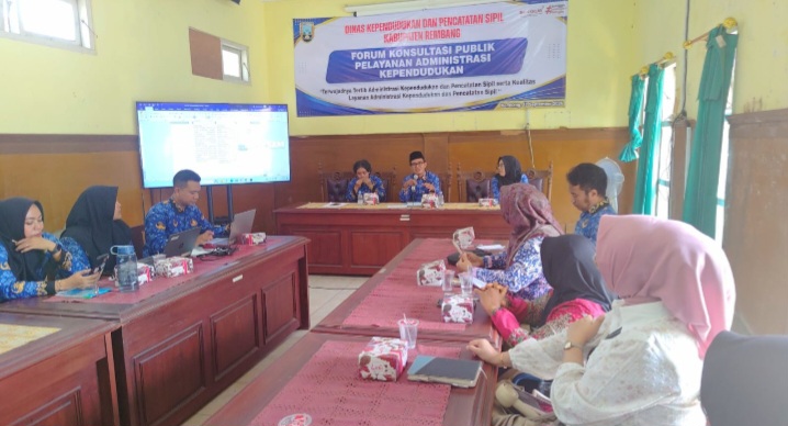 Forum Konsultasi Publik (FKP), di aula Dindukcapil Rembang, Kamis (17/9/2026).