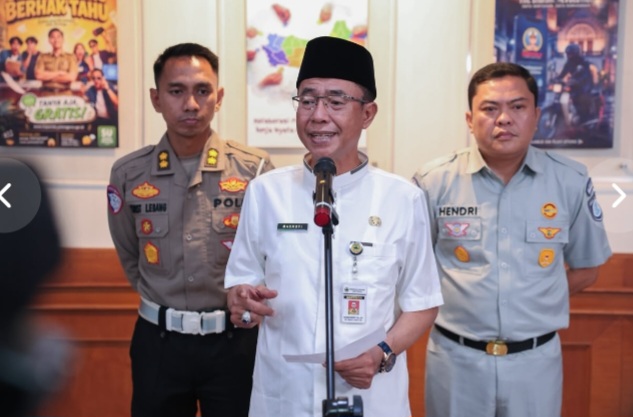 Kepala Badan Pendapatan Daeran (Bapenda) Provinsi Jawa Tengah, Muhamad Masrofi, saat diwawancarai awak media, Jumat (18/9/2026).