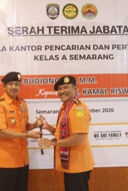 Jabatan Kepala Kantor Basarnas Semarang Resmi Beralih dari Budiono kepada Kamal Riswandi