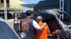 Seorang pria berinisial S (58 tahun), diduga pelaku pencurian sapi di desa Jongglosari, Wonosobo diamankan petugas.