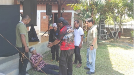 Simulasi assesment evakuasi korban tanah longsor.