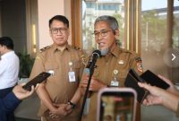 Sekretaris Daerah (Sekda) Provinsi Jawa Tengah, Sumarno diwawancarai wartawan, usai membuka Monitoring dan Evaluasi Active Case Finding (ACF) TBC Provinsi Jawa Tengah, di Anaya Azana Villa & Resort Tawangmangu, Kabupaten Karanganyar, Senin (28/9/2026).