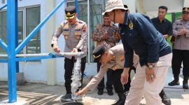 Kapolres Demak, AKBP Arrizal Samelino Gandasaputra, meresmikan bantuan Sumur bor kedua di Desa Ngaluran, Kecamatan Karanganyar, Kabupaten Demak, Jumat (2/10/2026).