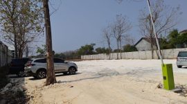 Area Parkir RSUD dr. R. Soetrasno Rembang.