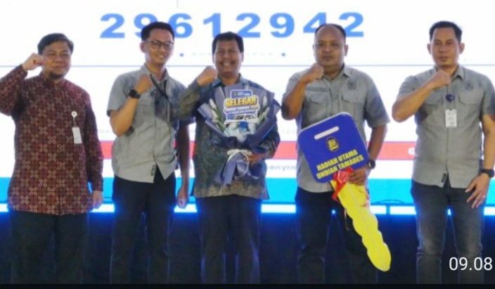 Bupati Rembang, Harno, menghadiri Gelegar Undian Tabungan Masyarakat Desa (Tamades) PT BPR BKK Lasem (Perseroda) Kabupaten Rembang Tahun 2026 di Balai Kartini Rembang, Kamis (15/10/2026).