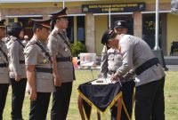 Kapolres Wonosobo, AKBP Ricky Pripurna Atmaja, memimpin upacara serah terima jabatan (sertijab) Kasatreskrim, Kasatintelkam, dan Kapolsek Kertek, serta pelantikan Kasiwas Polres Wonosobo, Sabtu  (17/10/2026). 