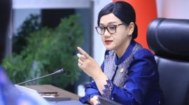 Friderica Widyasari Dewi (Ketua Dewan Komisioner OJK).