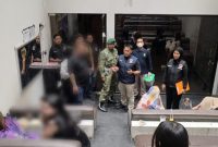 Satuan Reserse Narkoba Polres Demak menggelar razia dan tes urine terhadap pemandu lagu serta pengunjung di tempat hiburan malam di wilayah Kabupaten Demak, Senin (26/10/2026) malam.